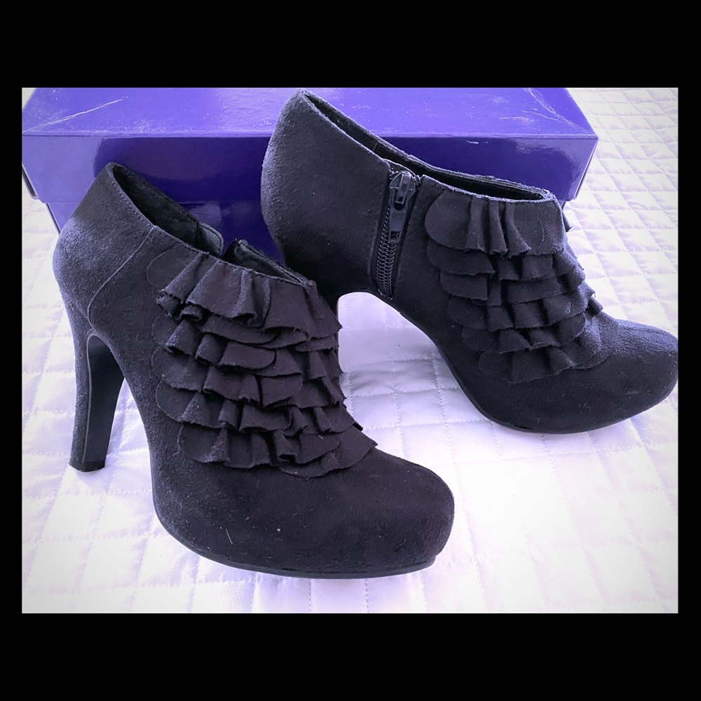 Madden Girl Black Raleigh Ankle Booties
